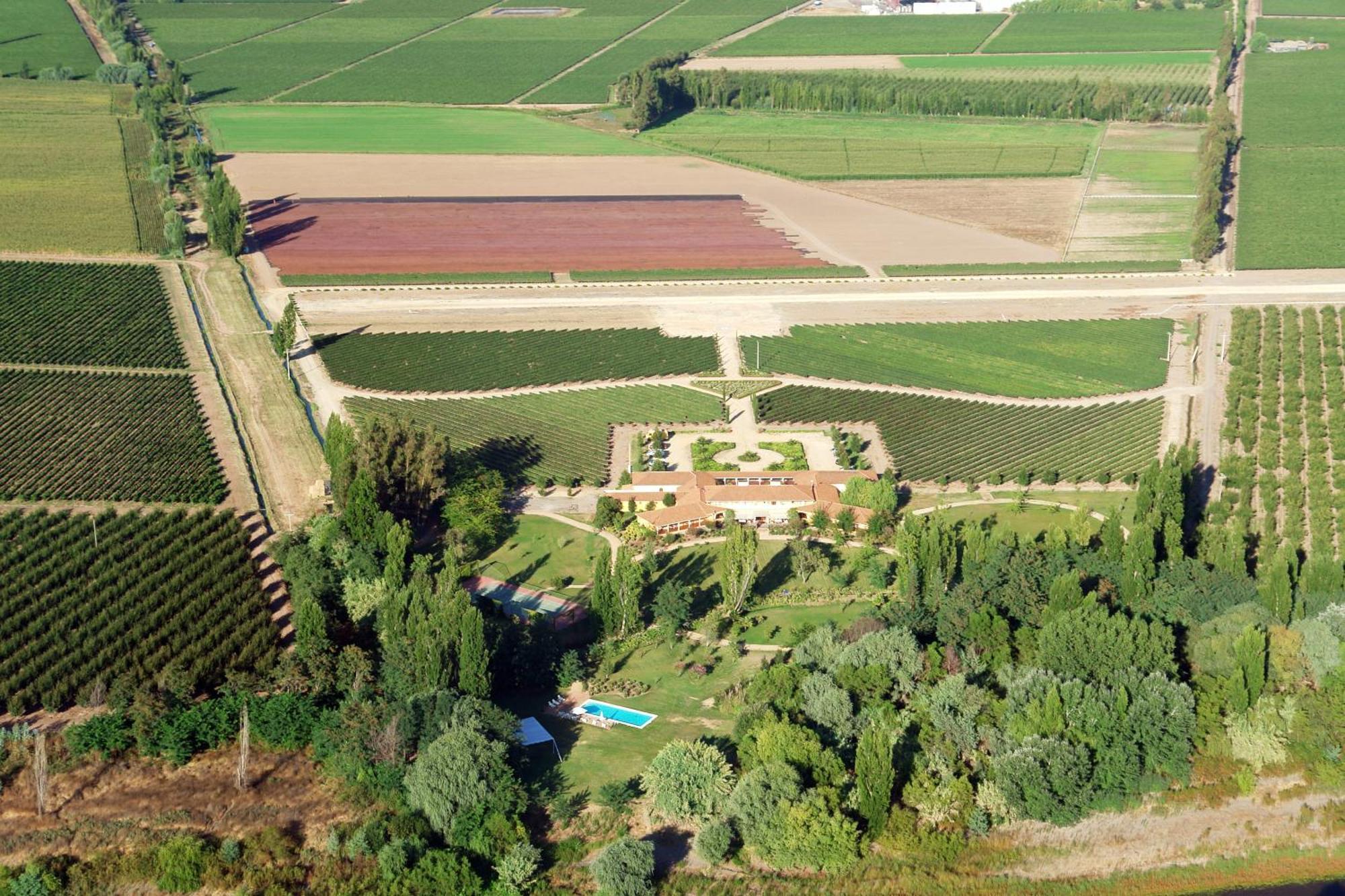 Vina La Playa Hotel & Winery Santa Cruz Exterior photo